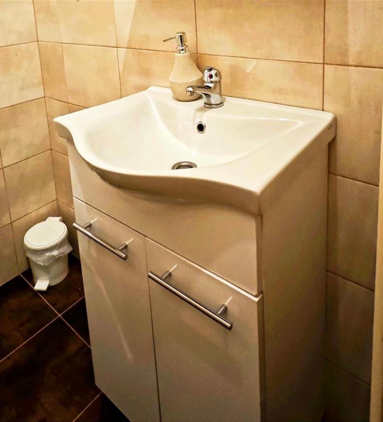 Cozy Old Town Apartment 자다르 외부 사진